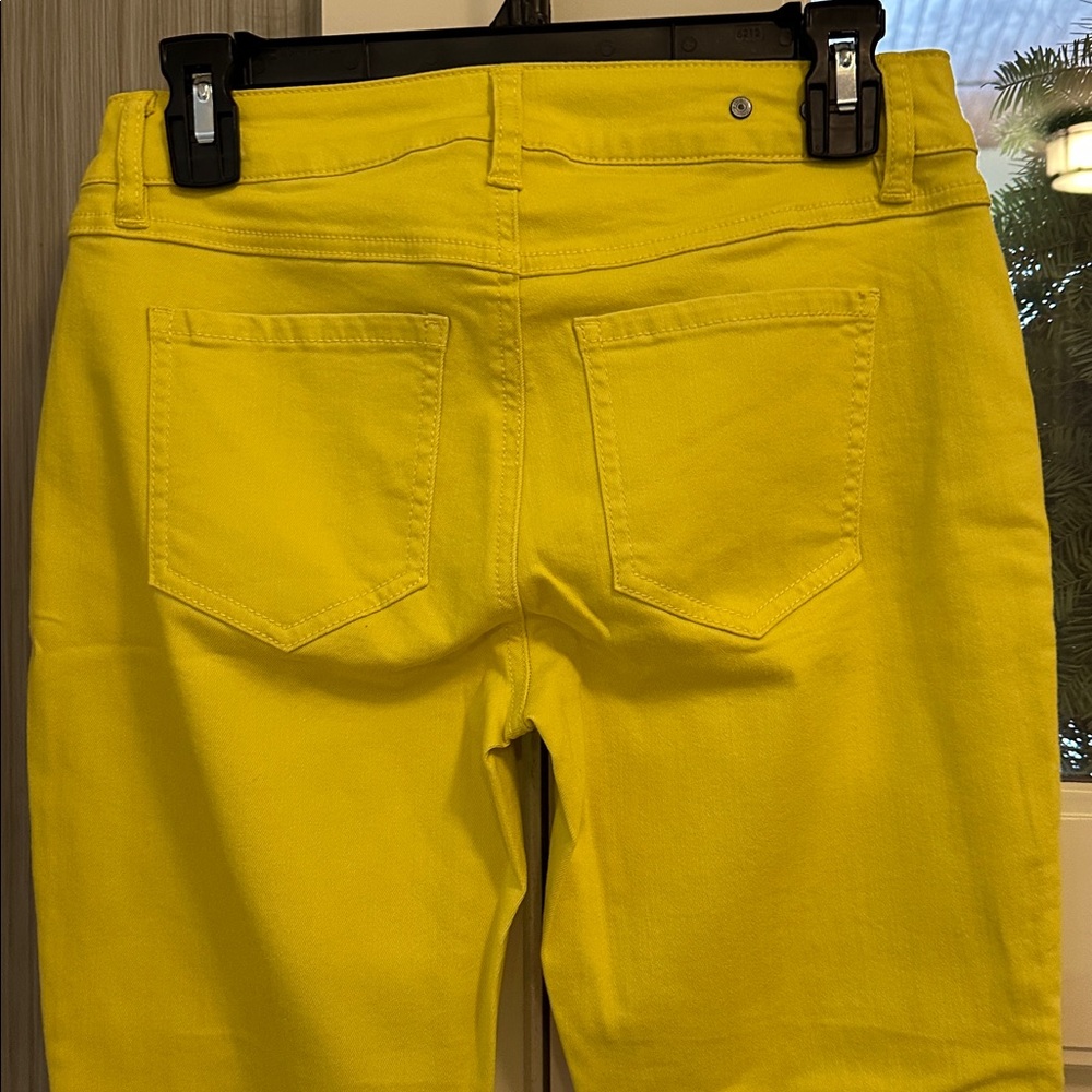 Yellow Women's Jeans - Picture 3 of 3